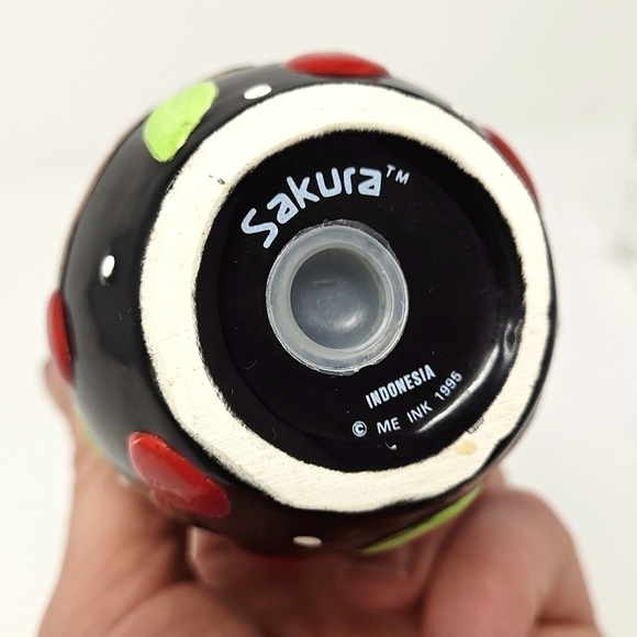 🎈4/$25 1990s replacement  salt shaker - Picture 4 of 4